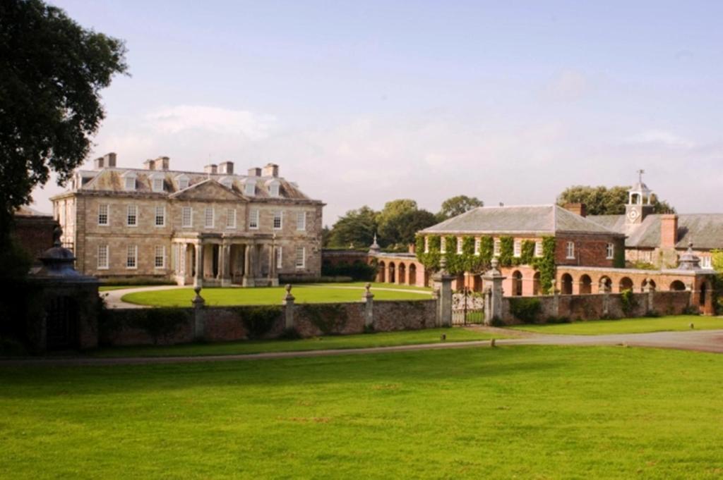 The Millstones Country Hotel & Restaurant Plymouth Exterior foto